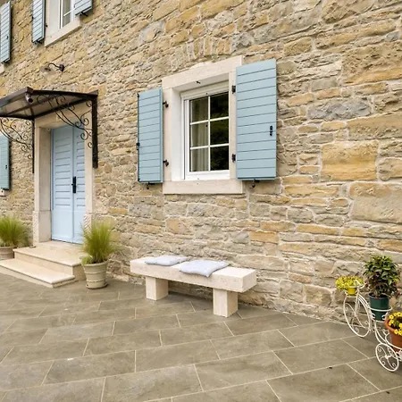 Casa Levade